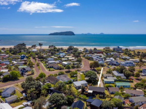 Bach on Boulevard - Pauanui Holiday Home, Pauanui